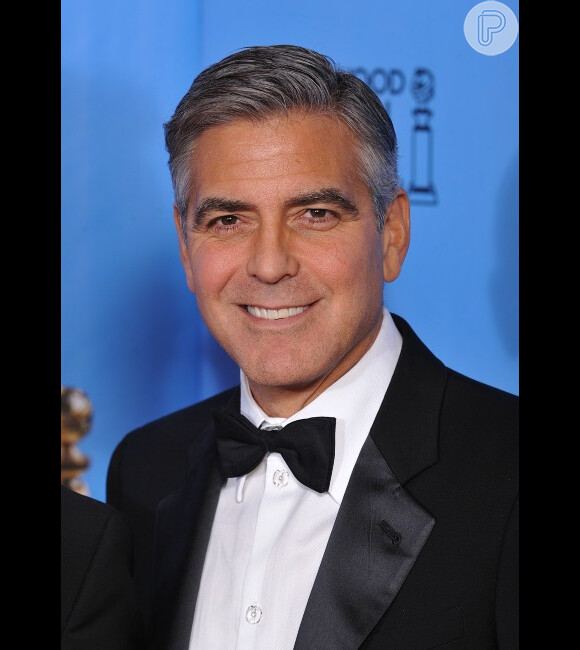 George Clooney, aqui visto no Globo de Ouro 2013, confessa ter feito um lifting nos testículos