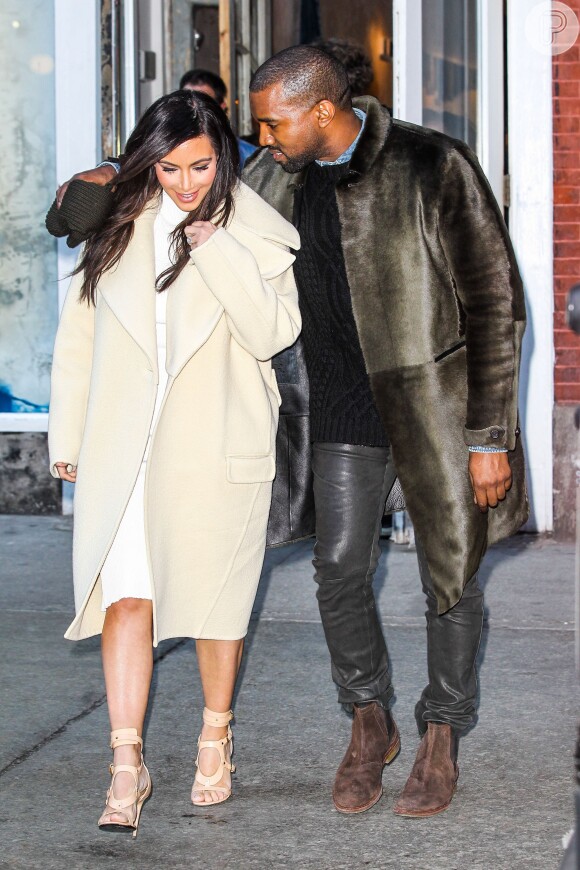 Kim Kardashian confirma que vai se casar com Kanye West em Paris ainda neste verão do hemisfério norte