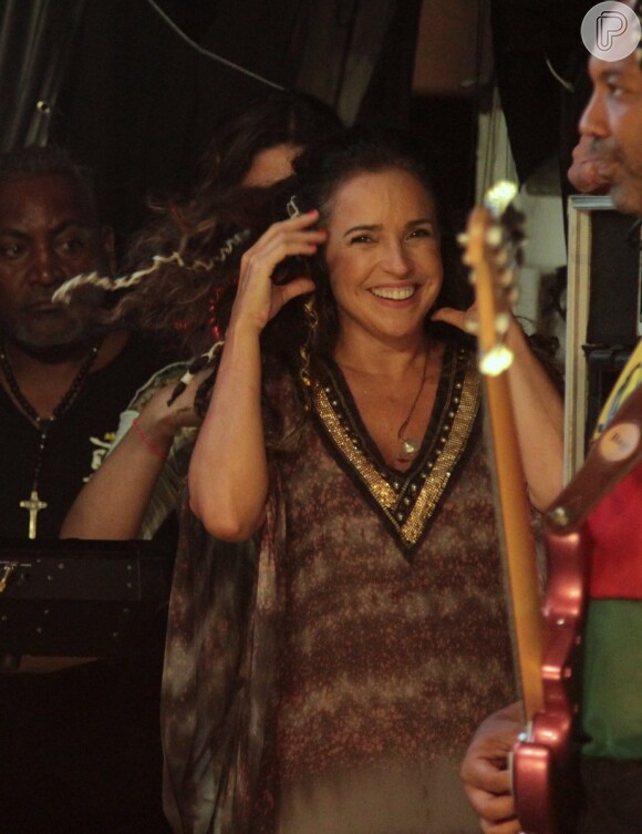 Daniela Mercury cantou com a banda Olodum em Salvador, na Bahia