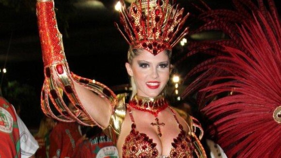Bárbara Evans sobre ser rainha de bateria da Grande Rio:'Muita responsabilidade'