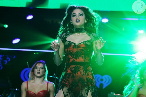 Selena Gomez interrompeu sua turnê para tratar de problemas pessoais