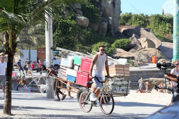 Ricky Martin grava o clipe da música 'Vida', trilha sonora da Copa do Mundo de 2014, no Rio de Janeiro, em 11 de março de 2014