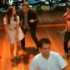 Bruna Marquezine dança funk oom a  mão no joelho no Vídeo Show' ao som de Mc Leozinho
