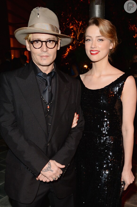 Johnny Depp e Amber Heard já estão planejando casamento