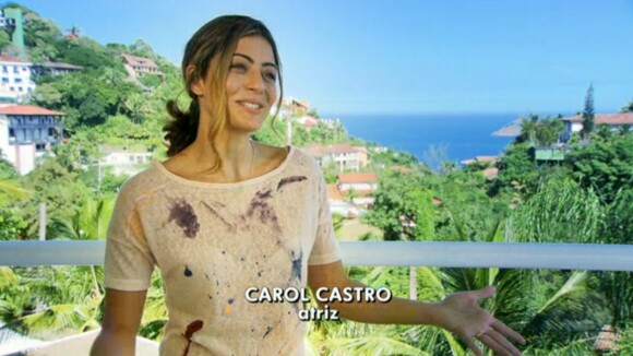 Carol Castro estrela clipe da dupla sertaneja Victor e Leo, no Rio de Janeiro