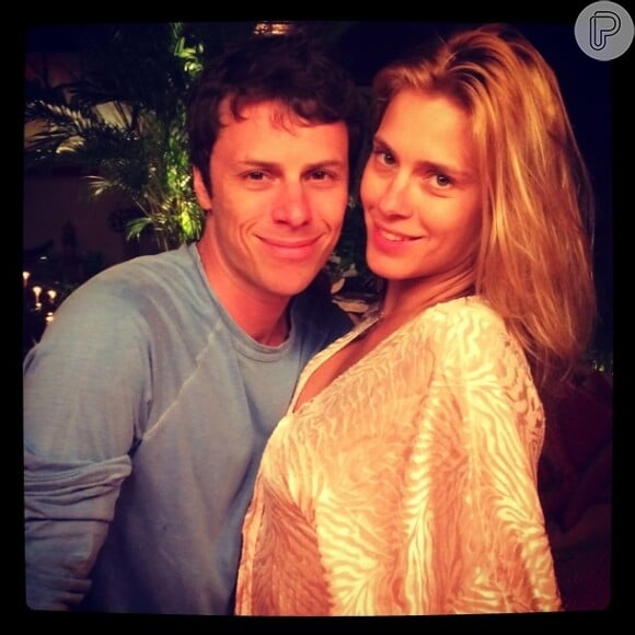Carolina Dieckmann é casada com Tiago Worcman, que atualmente é vice-presidente da nova MTV