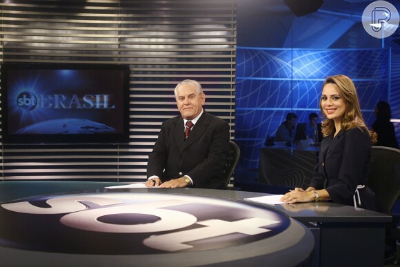 Rachel Sheherazade faz parte da bancada do jornal 'SBT Brasil'
