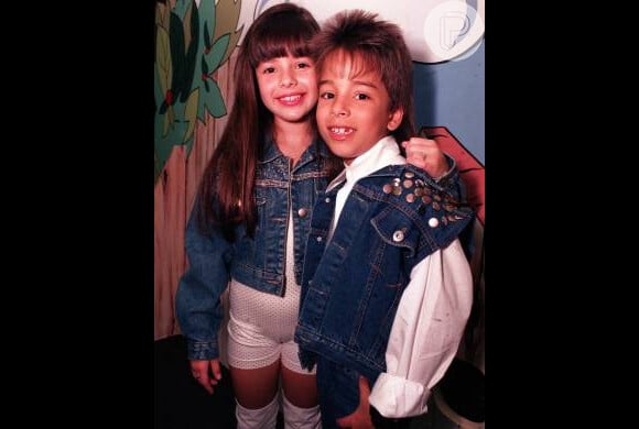 Sandy e Junior formaram uma dupla durante 17 anos; foto do começo dos anos 1990