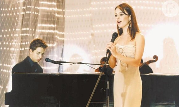 'Sandy e Junior' foi uma série exibida pela TV Globo durante 2001 e 2003; a dupla protagonizava a história adolescente