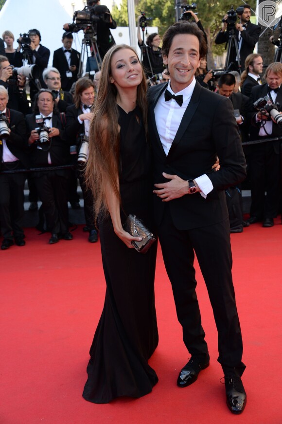 Adrien Brody e Lara Lieto participam da cerimônia de encerramento do Festival de Cannes 2014