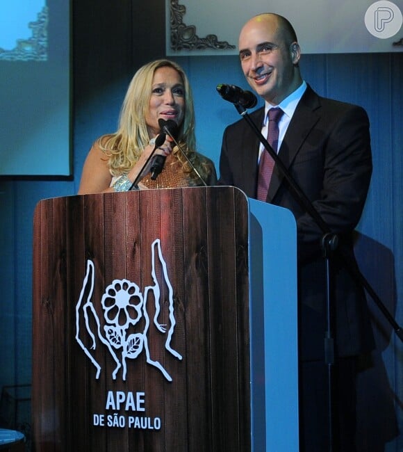 Susana Vieira participa como leiloeira do evento da APAE, em São Paulo