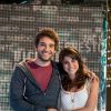 Davi (Humberto Carrão) e Manuela (Chandelly Braz) precisam da participação dos telespectadores para ganharesm o reality show de 'Geração Brasil'