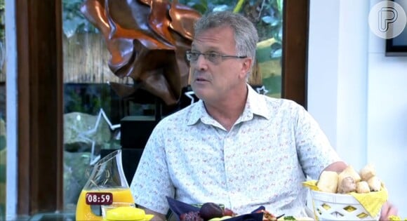 Pedro Bial critica abertura da Copa do Mundo no Brasil durante conversa com Ana Maria Braga, no 'Mais Você', em 13 de junho de 2014