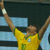 Neymar comemora primeiro gol na Copa do Mundo em jogo contra a Croácia, no dia 12 de junho de 2014