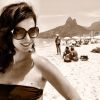 A carioca costuma exibir a sua boa forma pelas praias do Rio de Janeiro. 'Ainda me acham sensual. Que bom, né?', brinca Claudia