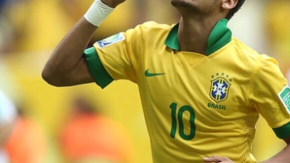 Neymar concorre ao prêmio Bola de Ouro, que vai eleger o melhor jogador da Copa