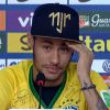 Neymar se emocionou ao falar sobre a lesão que o deixou fora da Copa