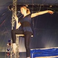 Mariana Ximenes faz aula no circo para interpretar trapezista em filme