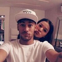 Neymar e Bruna Marquezine vão para praia paradisíaca da Europa nas férias