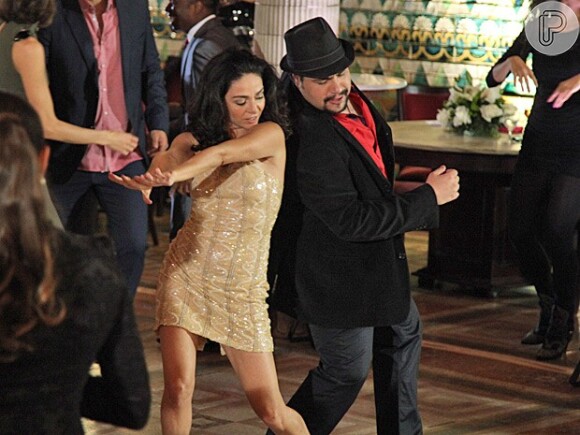 Claudia Ohana e Tiago Abravanel na vinheta do 'Dança dos Famosos'