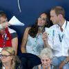 Kate Middleton e príncipe William foram vistos em momento de descontração durante um evento, nesta segunda-feira, 28 de julho de 2014