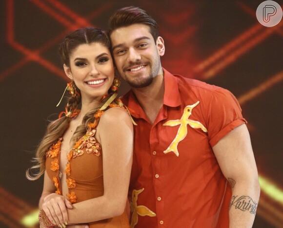 Lucas Lucco e a bailarina Ana Paula Guedes começaram um romance nos bastidores do quadro 'Dança dos Famosos' (19 de agosto de 2014)