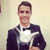 Cristiano Ronaldo recebeu o prêmio de melhor jogador da Europa na temporada de 2013/2014
