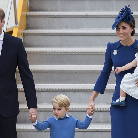 Príncipe William lamenta que George, Charlotte e Louis não tenham muito tempo com o avô paterno