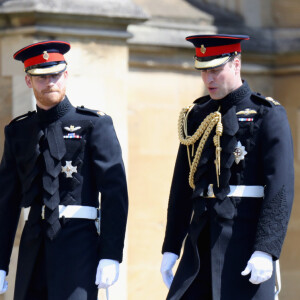 Príncipe William admite incômodo por distância de Charles e netos: 'Mais tempo'