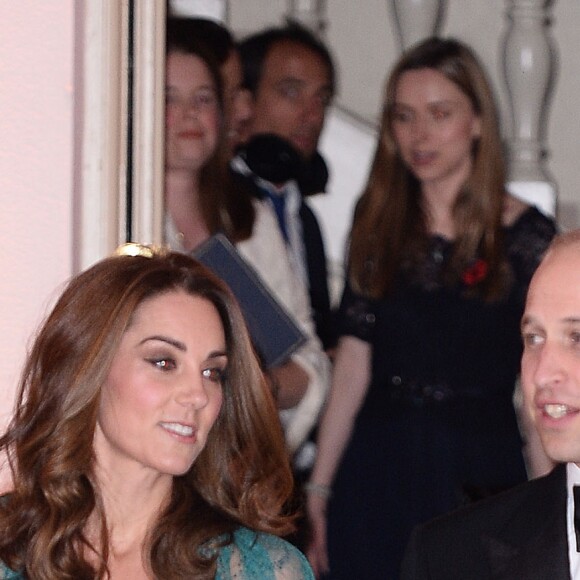 Kate Middleton escolheu o look verde para evento em Londres