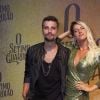 Giovanna Ewbank apostou em look de ombros marcados da marca Zhivago para a festa de O Sétimo Guardião