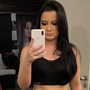 Maraisa exibiu a barriga sequinha em uma foto publicada no Instagram, nesta sexta-feira, 9 de novembro de 2018