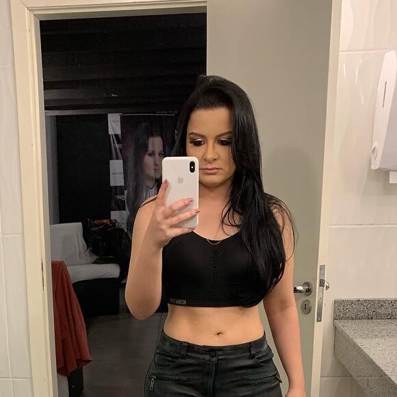 Maraisa exibiu a barriga sequinha em uma foto publicada no Instagram, nesta sexta-feira, 9 de novembro de 2018