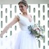 O vestido de casamento de Natasha Dantas, mulher de William Bonner, possui aplicações de flores e folhas de couro