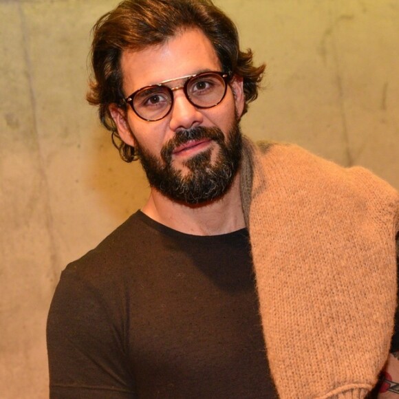 'Foi muito bonito fazer esse filme. O Cacá [Diegues, diretor] é muito tranquilo e amoroso', disse Juliano Cazarré sobre 'O Grande Circo Místico'