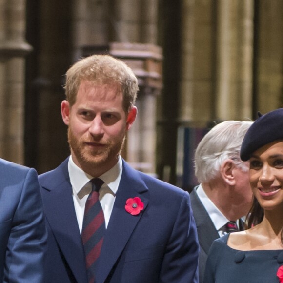 Meghan Markle, Kate Middleton e os príncipes Harry e William participaram neste domingo, 11 de novembro de 2018, de um evento em Londres