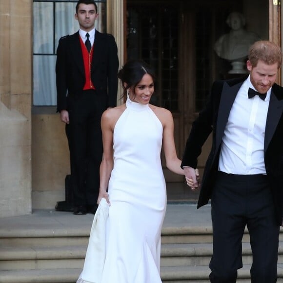 Stella McCartney acaba de anunciar o lançamento de sua linha de noivas. Meghan Markle usou look assinado pela desginer britânica em seu casamento