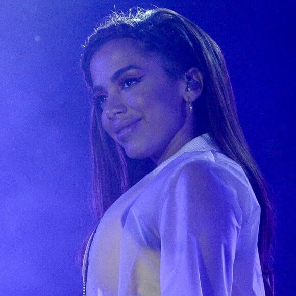 Anitta não assume novos relacionamentos desde o fim do casamento