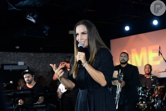 Ivete Sangalo apresentou o projeto 'Live Experience' em um pocket show em São Paulo