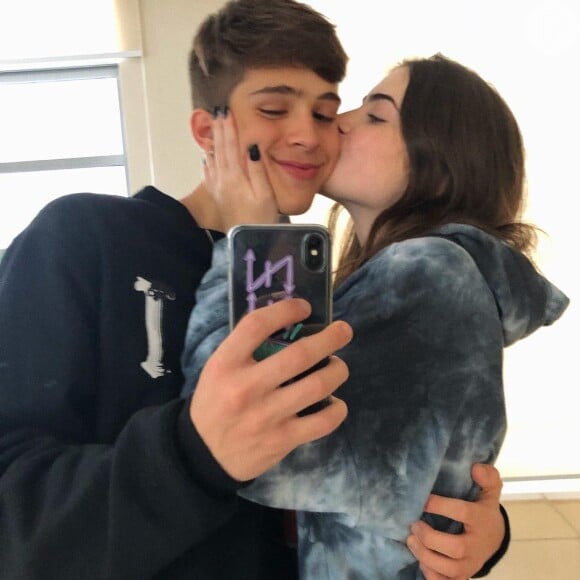 João Guilherme está namorando a youtuber Jade Picon
