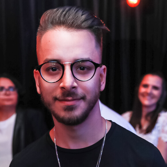 Junior Lima fez tatuagem na mão em homenagem ao filho, Otto, nesta sexta-feira, 23 de novembro de 2018