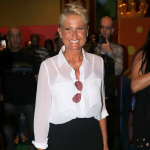 Xuxa avisou ainda que não fará show em Recife no próximo fim de semana. 'Não vai dar certo fazer com essa senhora', disse sobre a contratante