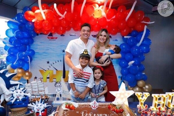 Wesley Safadão reuniu sua família no aniversário de Yhudy