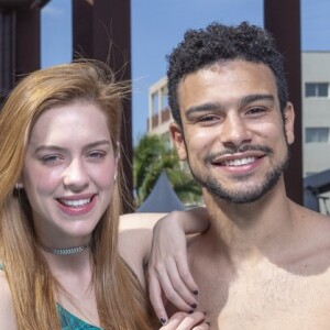 Sophia Abrahão recebe comentários de seguidores quando fala que Sergio Malheiros não lhe pediu ainda em casamento: 'Me mandam força'