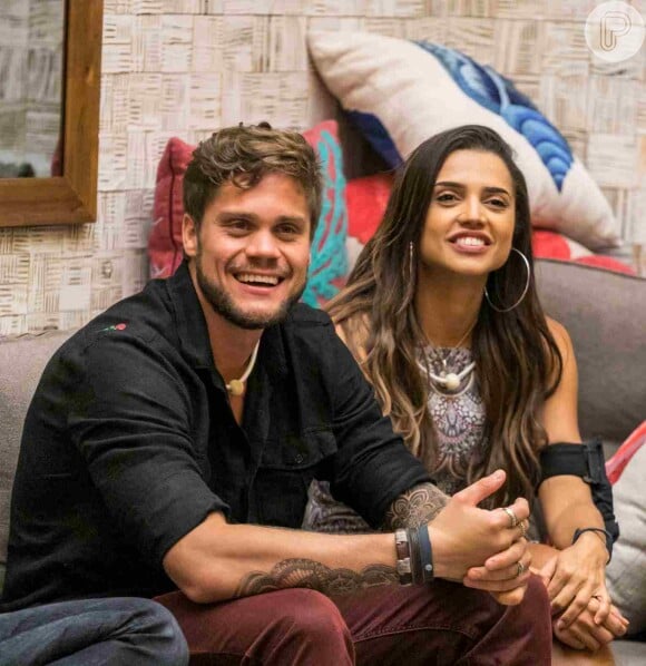 Breno e Paula engataram romance nas últimas semanas do 'Big Brother Brasil 18'
