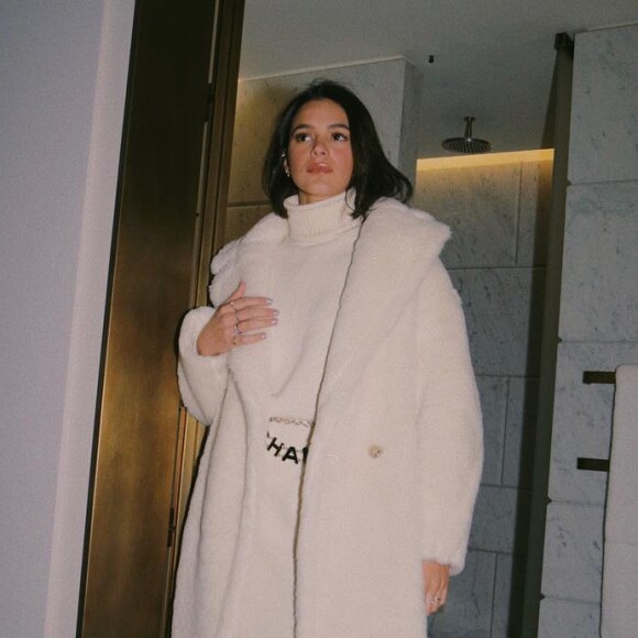 Bruna Marquezine faz ensaio com fotógrafo português Gonçalo Silva em hotel de Londres, na Inglaterra