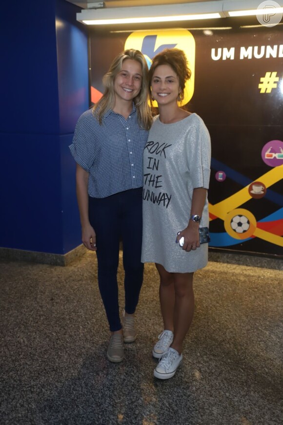 Fernanda Gentil e Priscila Montandon prestigiam show de Sandy