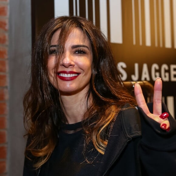 Luciana Gimenez ganha jaqueta de couro do ex Mick Jagger