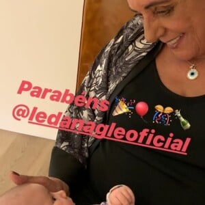 Duda Nagle exaltou a mãe, Leda Nagle, em seu aniversário, neste sábado, 5 de janeiro de 2019: 'Tudo de bom para você, minha supermãe, amiga, referência e agora, supervô'