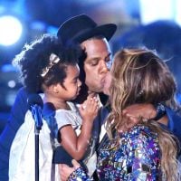 Beyoncé e Jay-Z renovam votos de casamento no aniversário da cantora:'Romântico'
